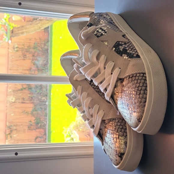 Steve Madden leather NWOT WO's Size 9M - Picture 9 of 10